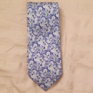 Salvatore Ferragamo mens silk tie- blue